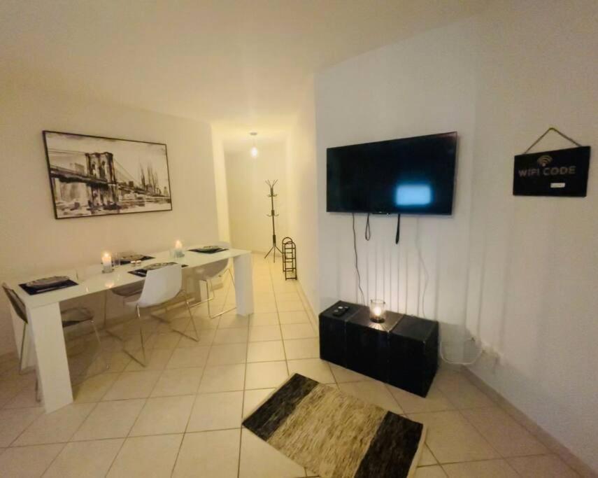 Magnifiquet3 Centre/Gare/Parking Apartment อานมาส ภายนอก รูปภาพ